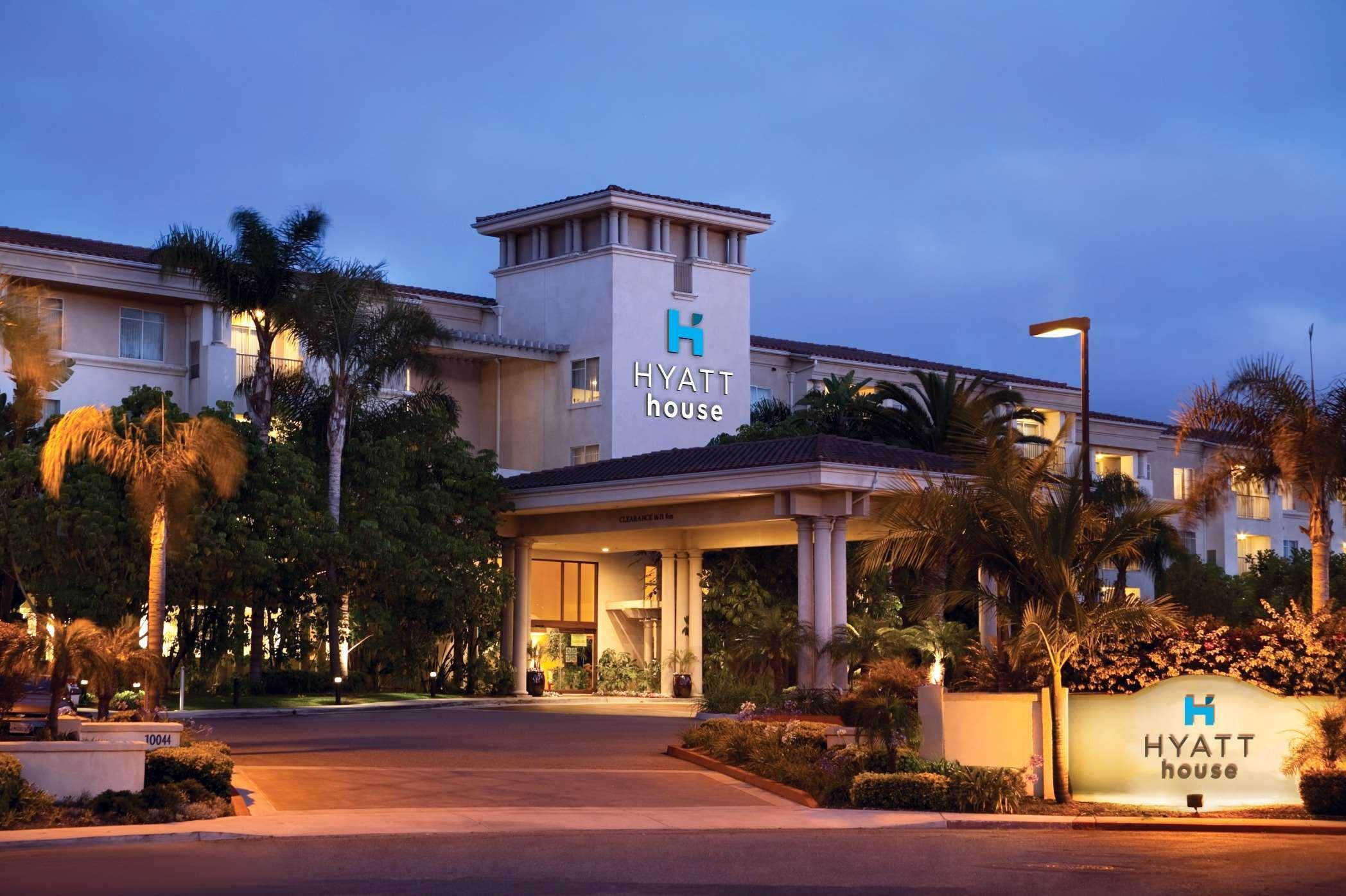 Hyatt House San Diego Sorrento Mesa Exterior photo